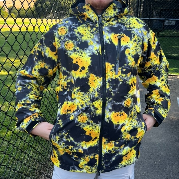NEW NIKE MEN SB Kampai Snowboarding Jacket Tie Dye JACKET 558889 SKI WATERPROOF - Picture 1 of 16